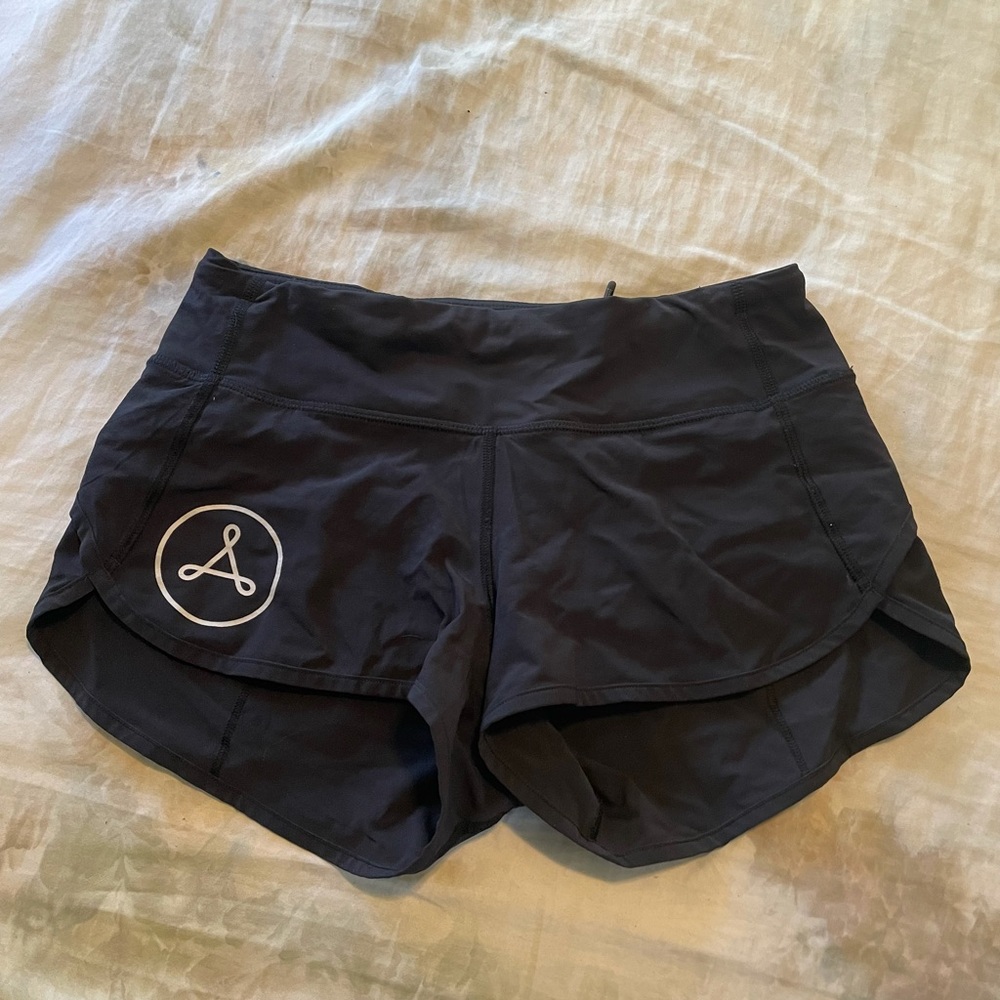 lululemon shorts with symbol